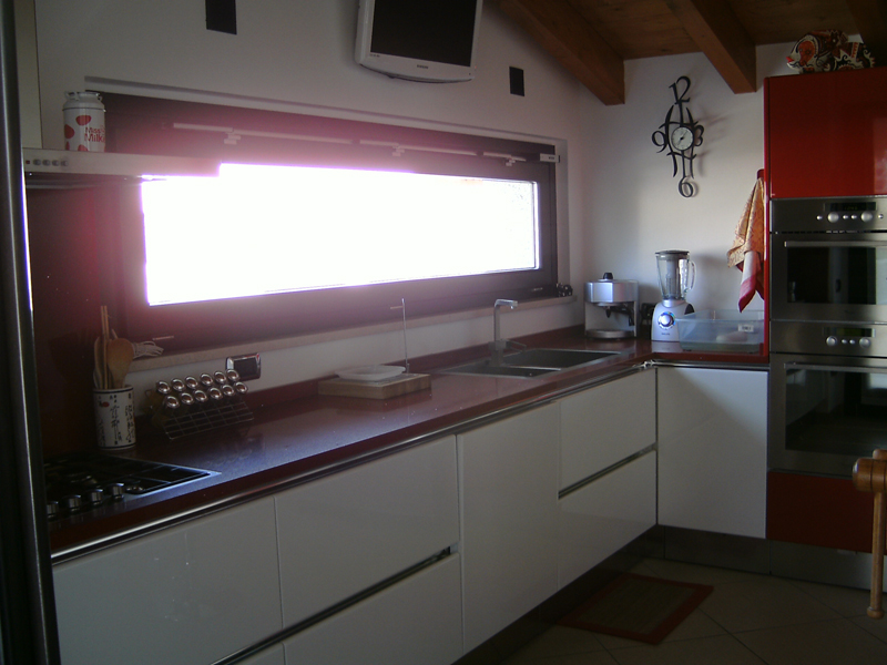 Mobili segato cucine Cucina con piano lavoro a scomparsa
